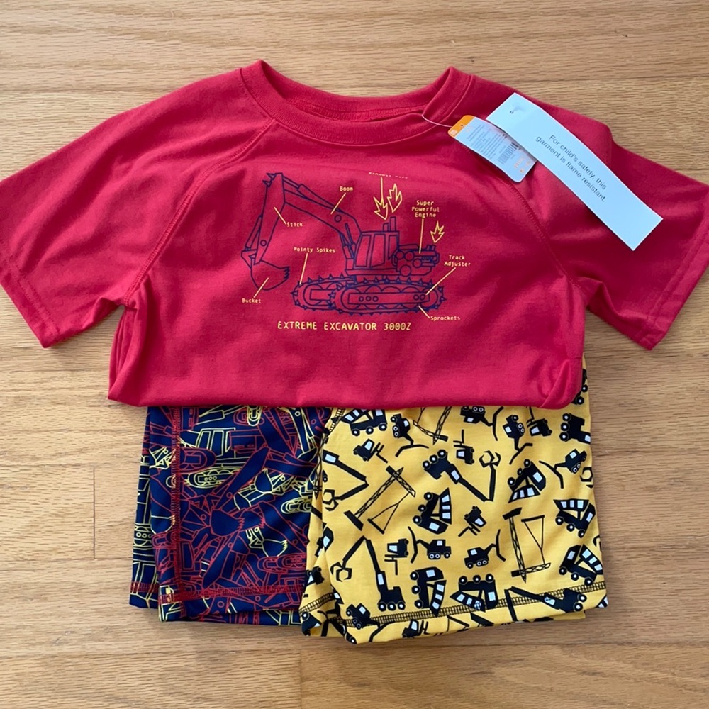 Short sleeve and shorts pajamas